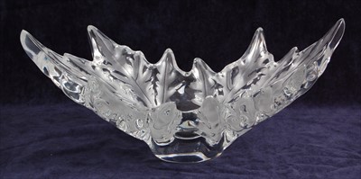 Lot 64 - A large contemporary Lalique heavy clear...
