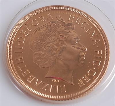 Lot 403 - Great Britain, 2002 gold full sovereign