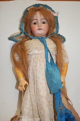 Lot 2188 - A German bisque head doll, probably Simon &...
