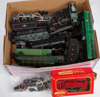 Lot 640 - 2 Bachmann class B1 engines and tenders, are...