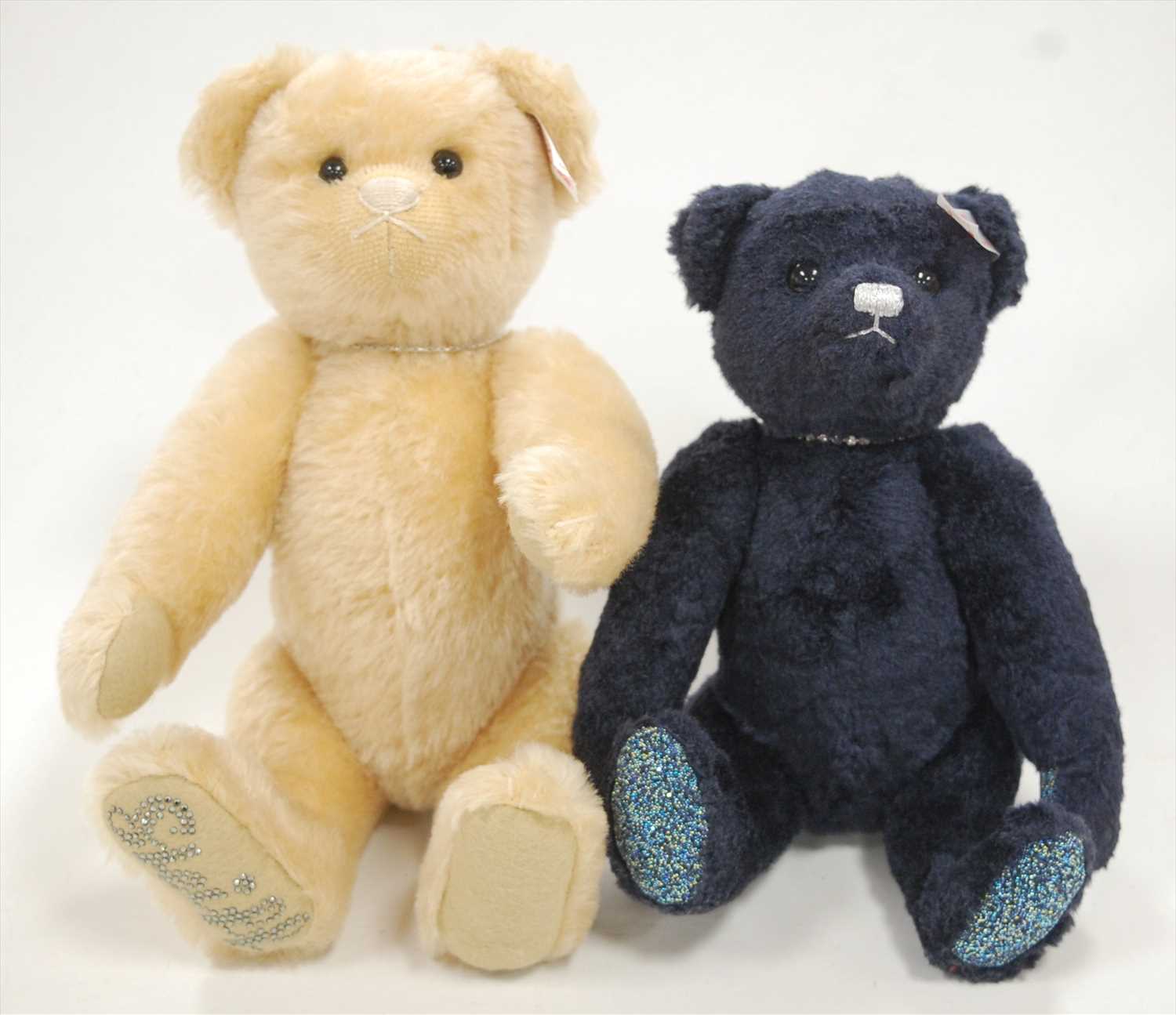 Lot 2327 - A modern Steiff teddy-bear Krystopher, in...