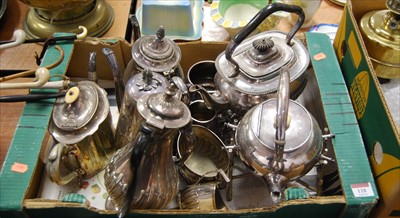Lot 118 - A box of miscellaneous silver plated ware to...