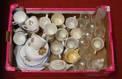 Lot 123 - A box of miscellaneous china and glassware to...