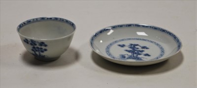 Lot 166 - An 18th century Chinese blue and white tea...