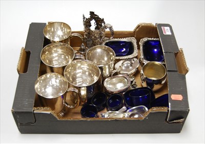 Lot 226 - A box of miscellaneous metalware, to include...