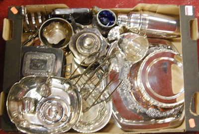Lot 232 - A box of miscellaneous metalware, to include...