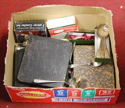 Lot 237 - A box of miscellaneous loose and cased...