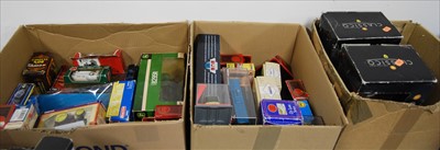 Lot 370 - Three boxes containing a collection of diecast...