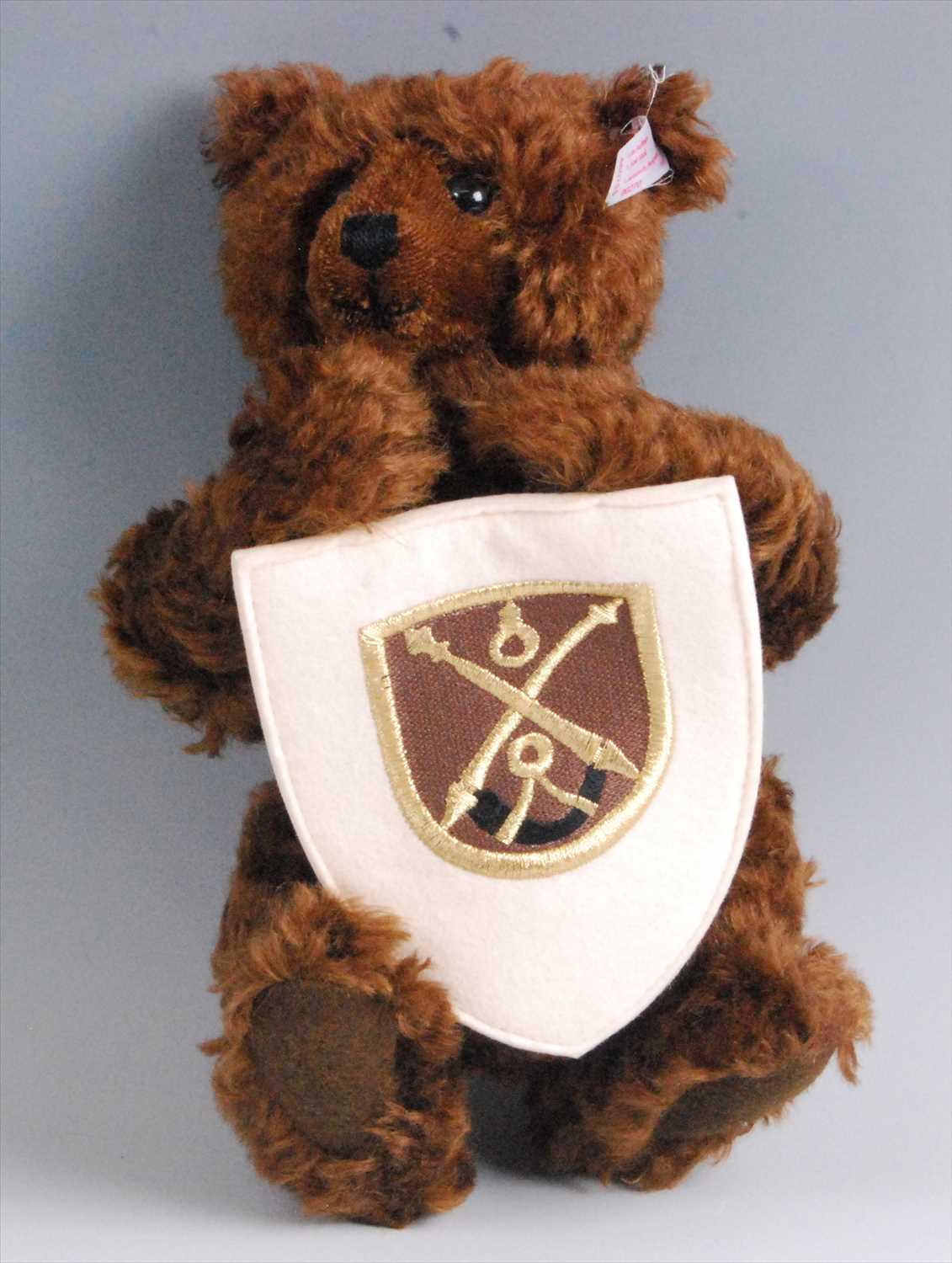 Lot 2344 - A modern Steiff Belgium Bear 2002