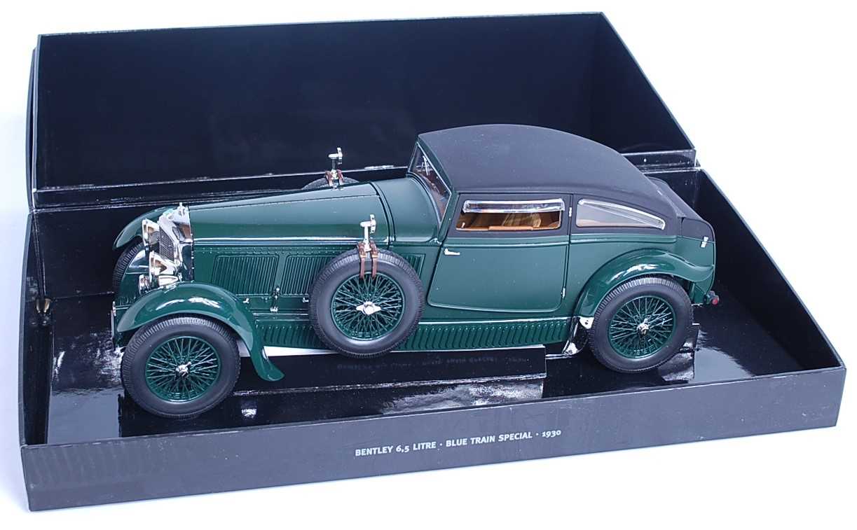 Lot 2572 - A Minichamps model No. 139520 1/18 scale model...