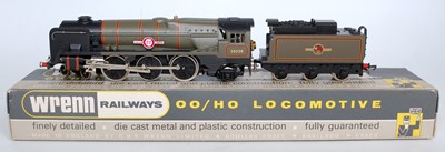 Lot 713 - A Wrenn Railways W2238 'Clan Line' engine and...