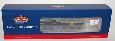 Lot 747 - A Bachmann 31-920 Southern Maunsell green...