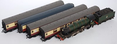 Lot 750 - A Hornby BR lined green class B17 engine and...