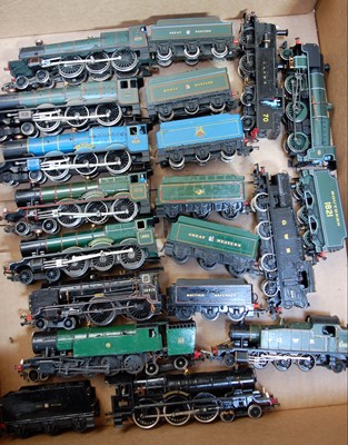 Lot 755 - 12 locomotives with a GWR/SR outline, mixed...