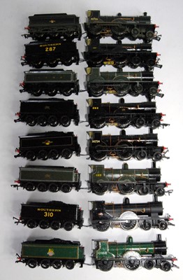 Lot 760 - Collection of 8 Hornby class T9 engines and...