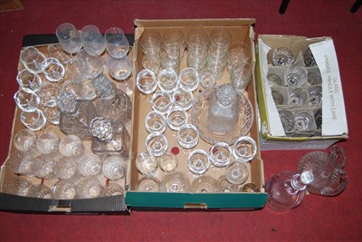 Lot 122 - A large collection of miscellaneous glassware...