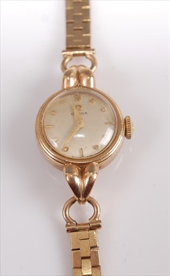 Lot 354 - A vintage Omega ladies 9ct gold cased...