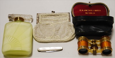 Lot 274 - Mixed lot to include cased opera glasses, cut...