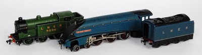 Lot 779 - Post war Hornby Dublo 3-rail 'Sir Nigel...