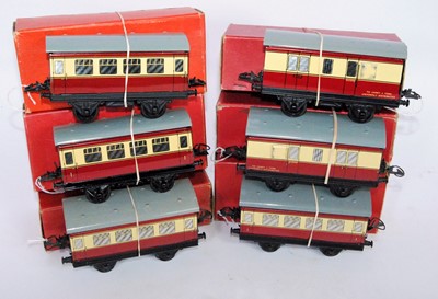 Lot 361 - Six Hornby No. 51 1954-8 BR maroon and cream...