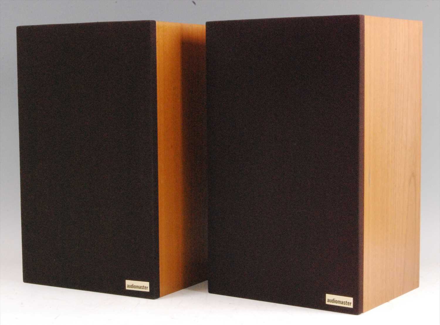 Lot 514 - A pair of Audiomaster MLS 1 stereo speakers