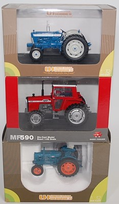 Lot 1210 - Three boxed Universal Hobbies 1/32 scale model...