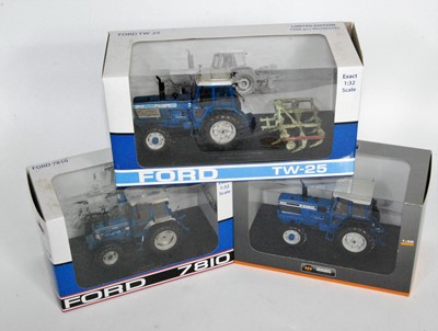 Lot 1206 - A Universal Hobbies 1/32 scale boxed Ford...