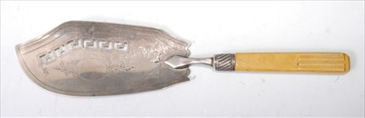 Lot 1179 - A George III silver fish slice, having pierced...