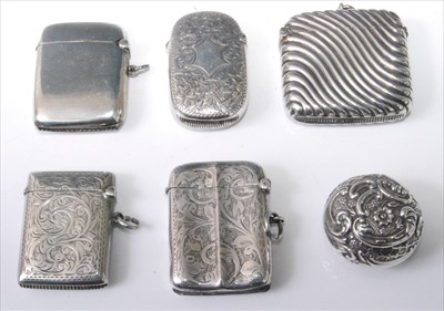 Lot 1187 - A late Victorian silver vesta case, having...