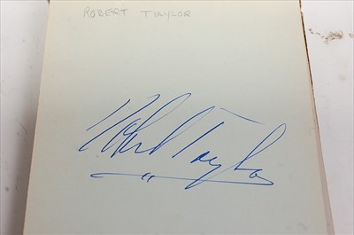 Lot 579 - A mid-20th century autograph album