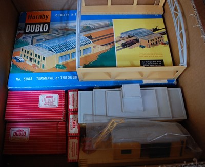 Lot 798 - Part assembled Hornby Dublo No. 5083...