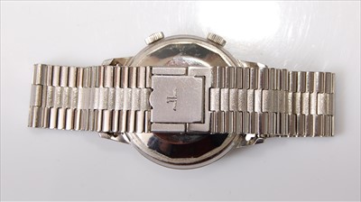 Lot 1263 - A gent's steel cased Jaeger LeCoultre Memovox...