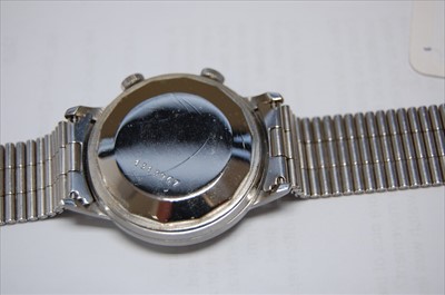 Lot 1215 - A gent's steel cased Jaeger LeCoultre Memovox...