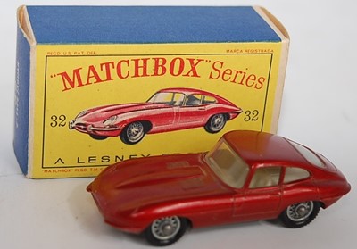 Lot 2304 - A Matchbox Regular Wheels No. 32B Jaguar...