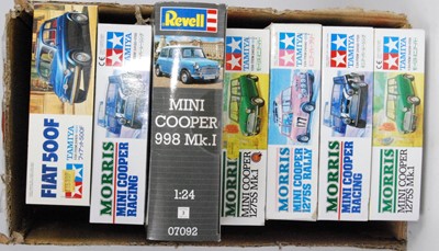 Lot 1590 - Seven various boxed 1/24 scale Classic Car...