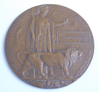 Lot 188 - A WW I bronze memorial plaque