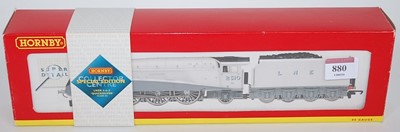 Lot 880 - Hornby R2246 A4 class loco and tender No. 2510...