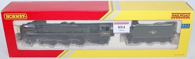 Lot 884 - Hornby Railroad R3168 BR lined green Class 8...