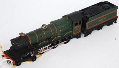 Lot 965 - A Hornby Dublo 2-rail 'Denbigh Castle' engine...