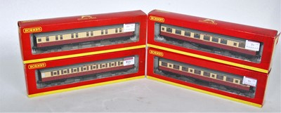 Lot 911 - Four Hornby later series Gresley coaches, BR...