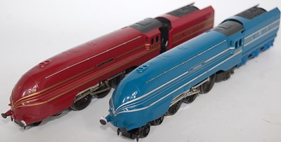 Lot 945 - Two Hornby streamlined Coronation locos and...