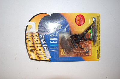 Lot 3178 - A collection of Aliens by Kenner 1992 release...