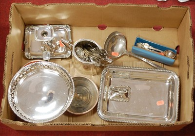 Lot 252 - A box of miscellaneous metalware, to include...
