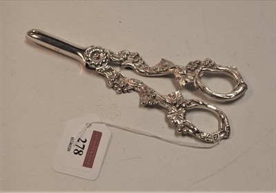Lot 278 - A pair of silver grape scissors, in the...