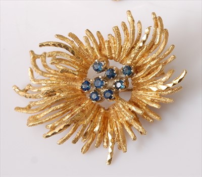 Lot 2201 - A yellow metal sapphire abstract spray brooch,...
