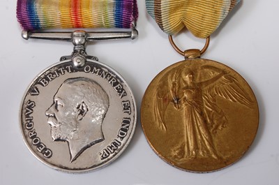 Lot 174 - A WW I British War and Victory duo