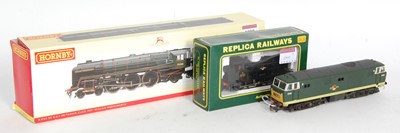 Lot 1000 - Three locos: Hornby R2563 Britannia class loco...