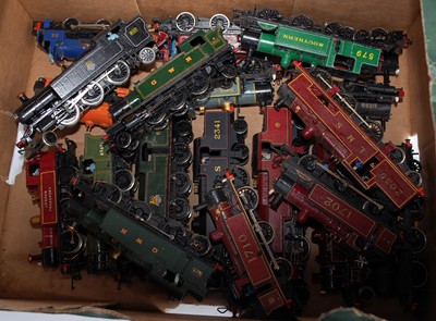 Lot 944 - Small tray containing 20 tank locos, mixed...