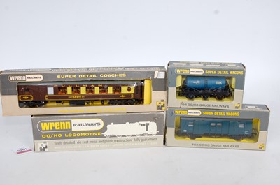 Lot 1025 - Wrenn loco and wagons: W2216 2-6-4 tank LMS...