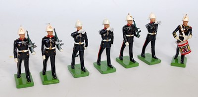 Lot 1221 - A large collection of 50+ various Britains...